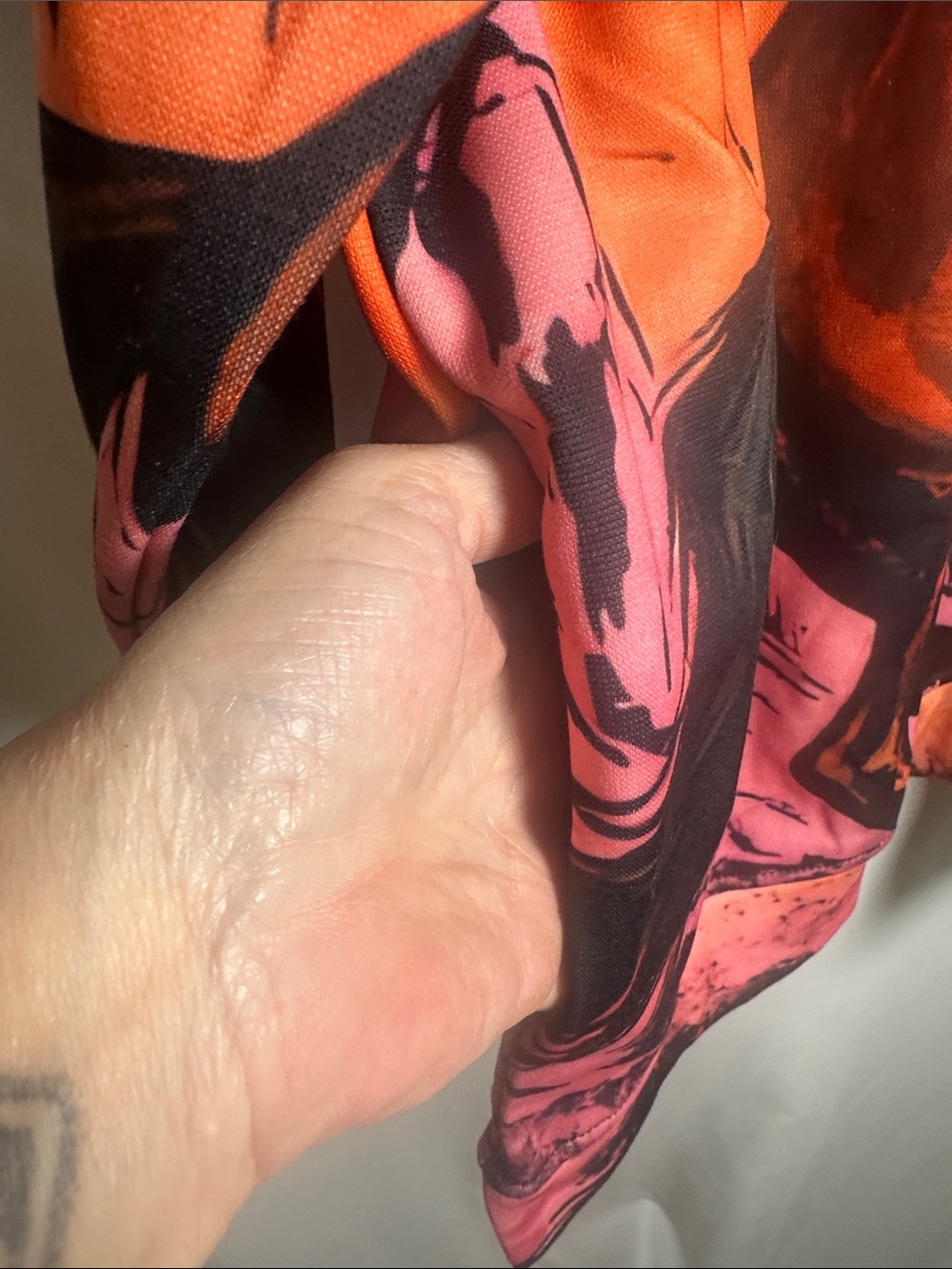 Source Unknown Pink and Orange Western Cowboy Graphic Sweatshirt - Picture 7 of 9